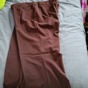Brown mid-rise dress pants